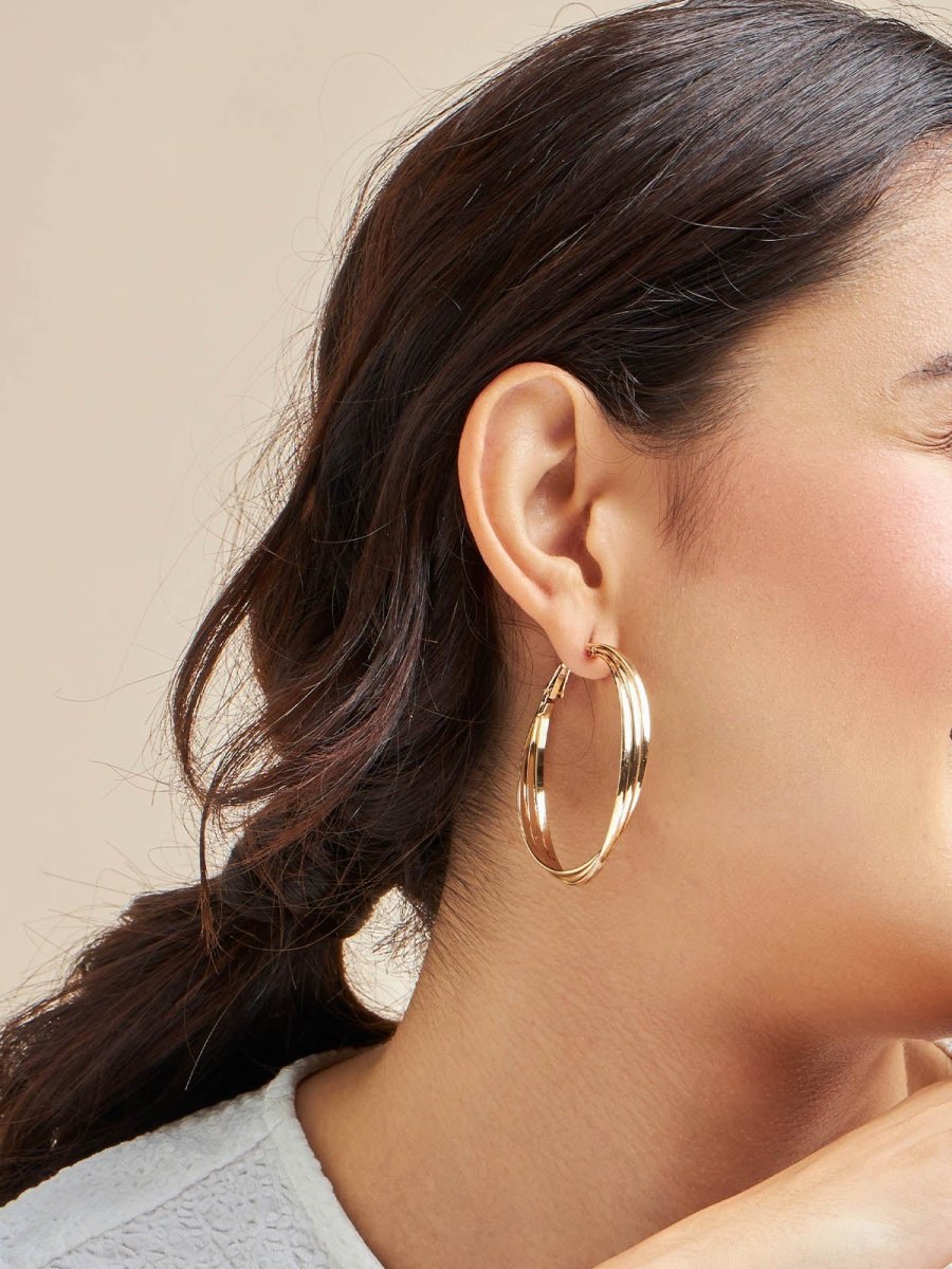Beruzu - Elegant Triple Twist Gold Hoop Earrings
