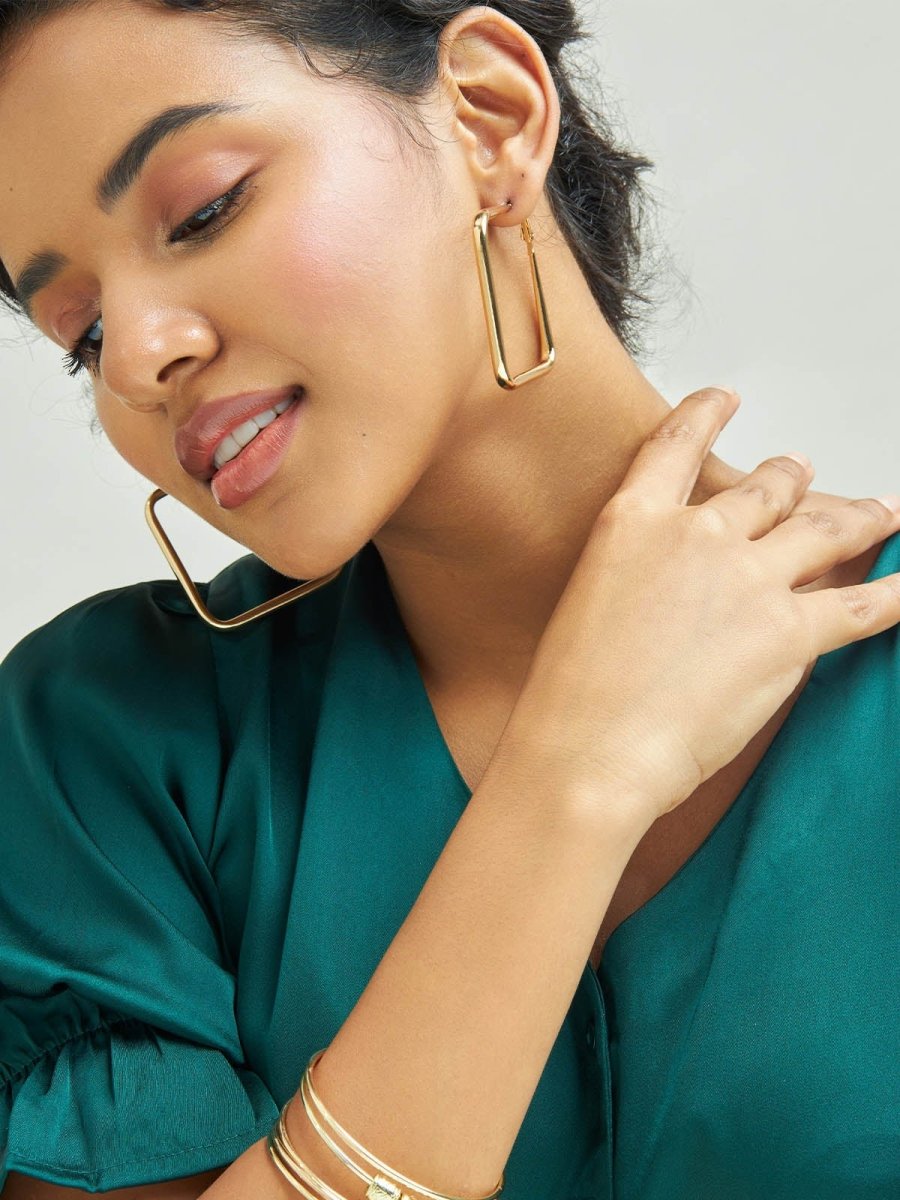 Beruzu - Geometric Rectangular Gold Hoop Earrings with Tapered Design