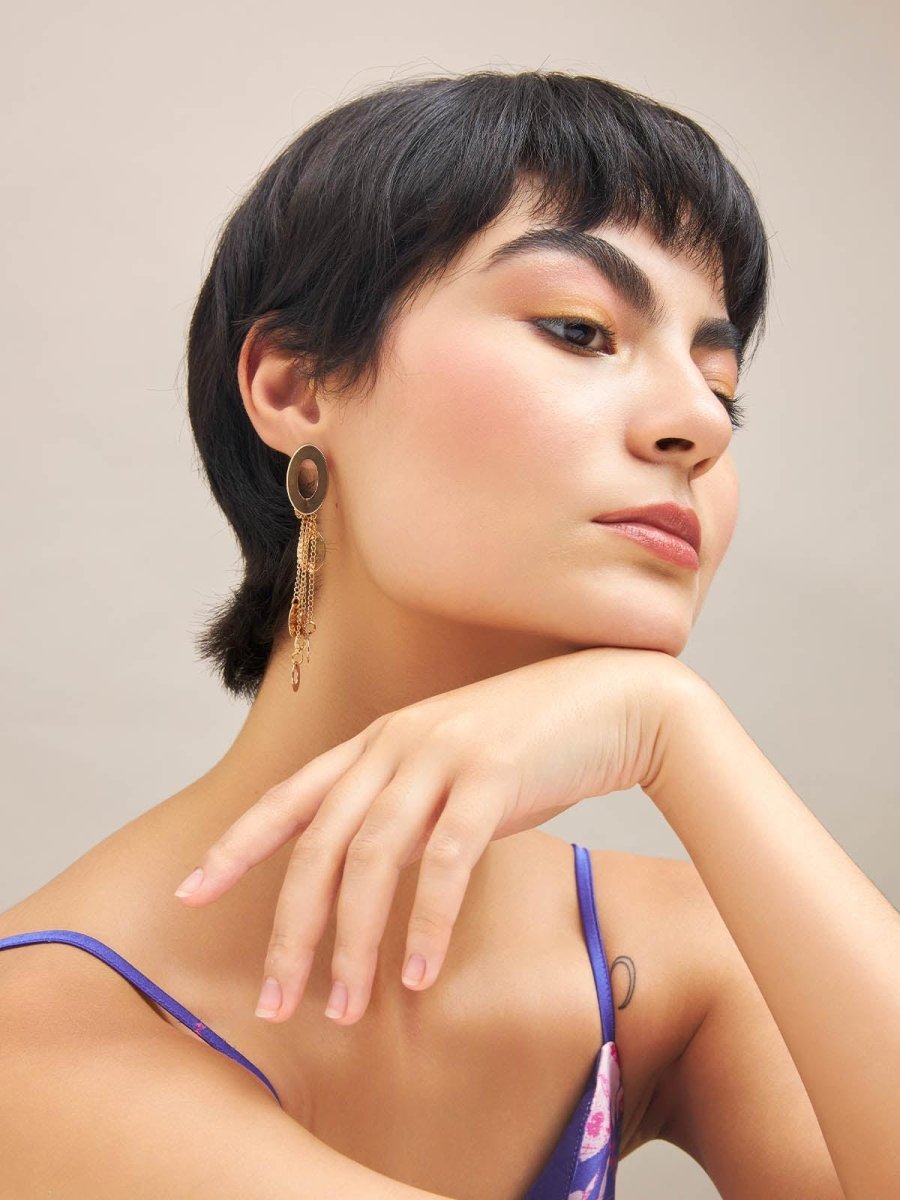 Beruzu - Modern Gold Oval Chain Earrings with Diverse Charm Accents - Beruzu Fashion