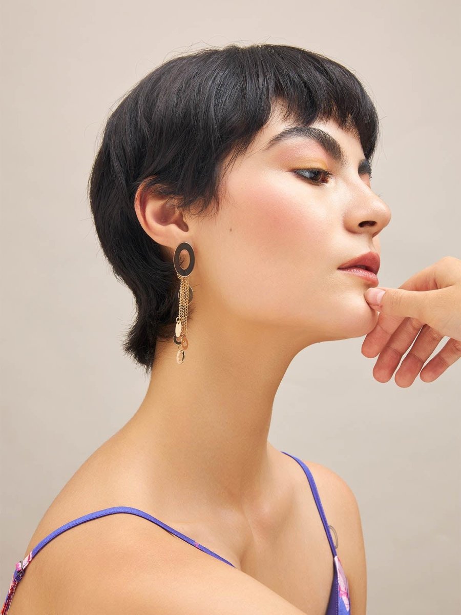 Beruzu - Modern Gold Oval Chain Earrings with Diverse Charm Accents - Beruzu Fashion