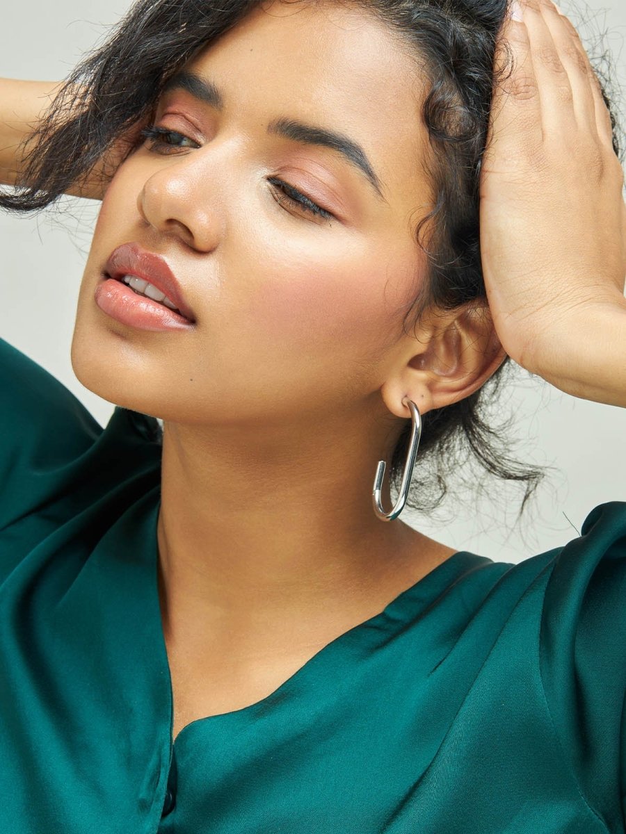 Beruzu - Modern Half-Oval Silver Hoop Earrings