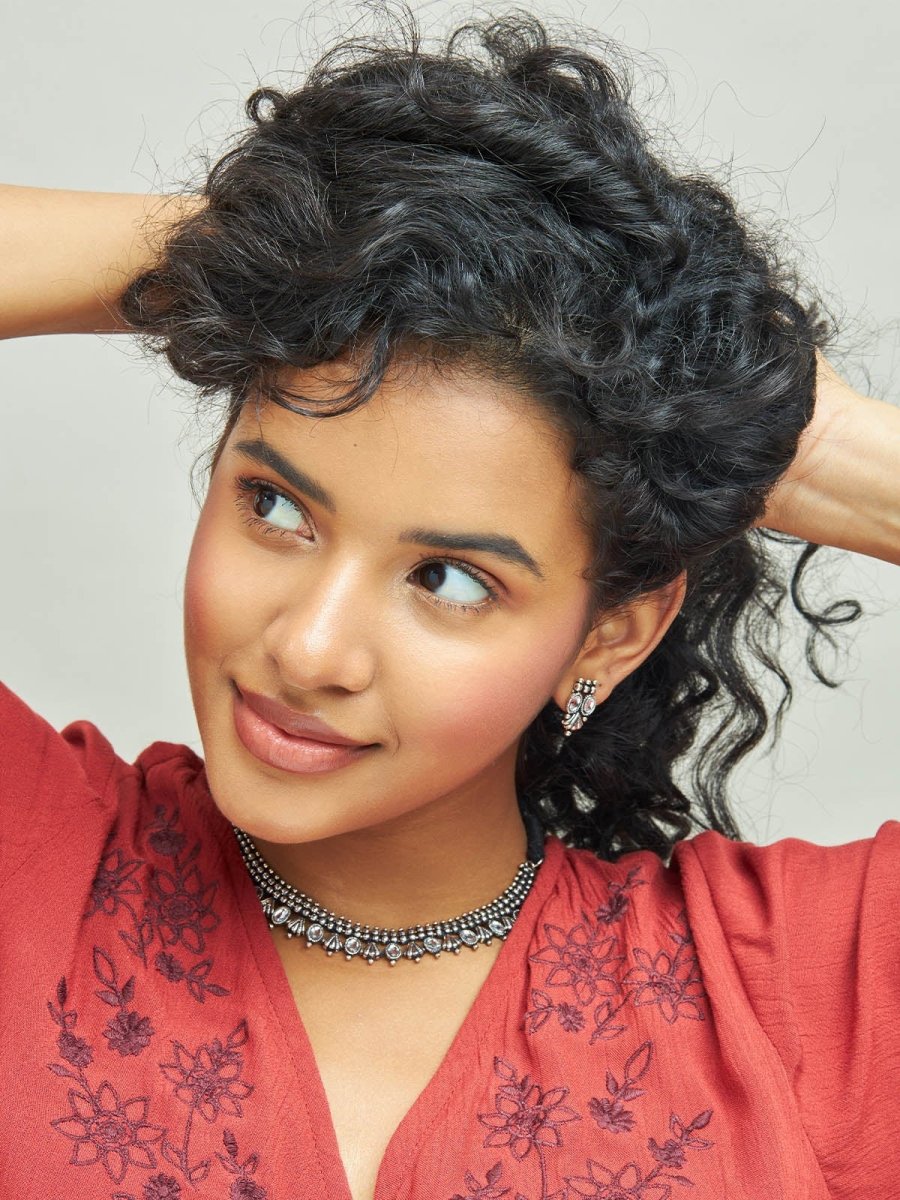 Beruzu - Oxidized Silver Finish Close Neck Necklace and Earring Set with Floral and Crystal Accents - Beruzu Fashion