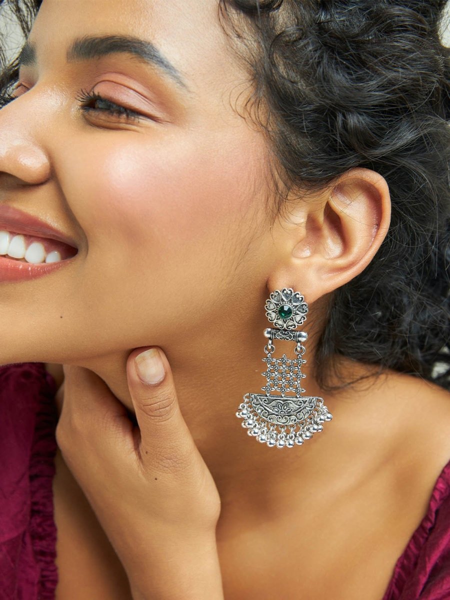 Beruzu - Vintage Silver Swing Earrings with Floral and Geometric Accents - Beruzu Fashion