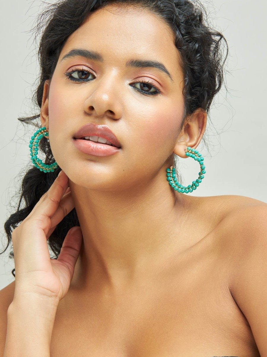 Beruzu - Vivid Spectrum Hoop Earrings in Lush Green and Radiant Red - Beruzu Fashion