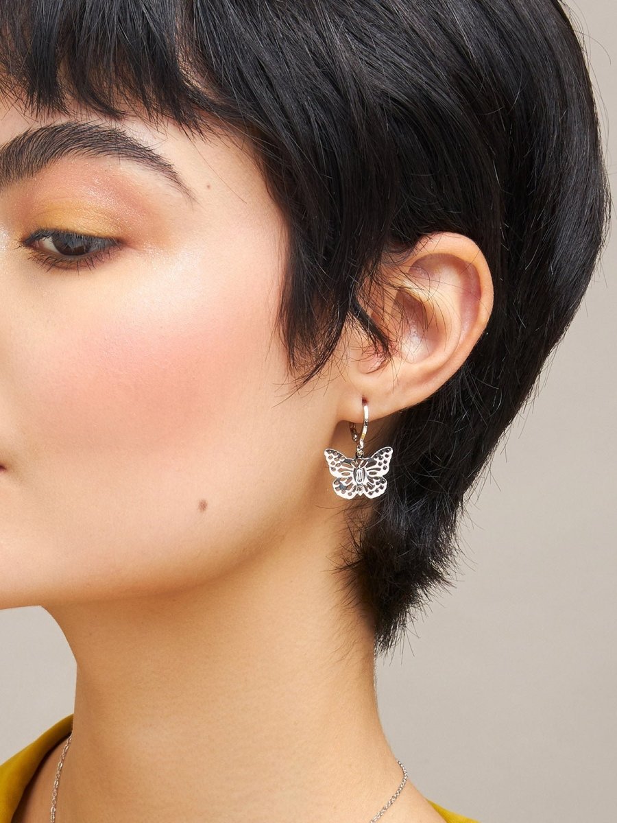 Beruzu - Western Inspired Elegant Butterfly Hoop Earrings in Gold and Silver