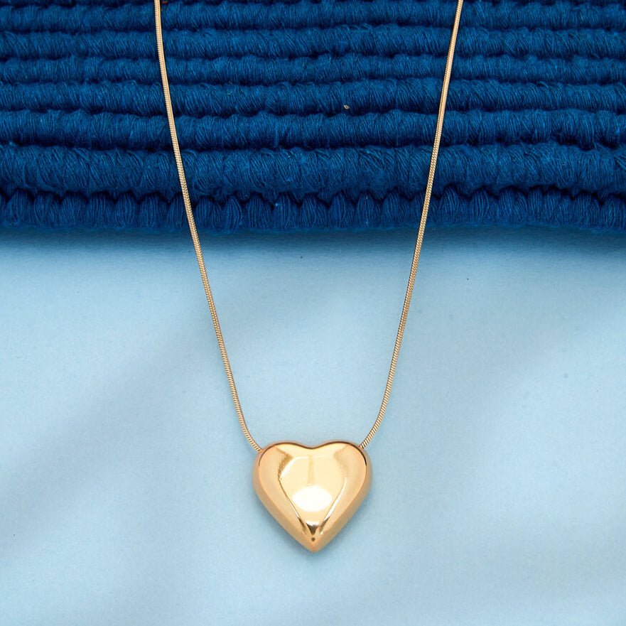 18k Gold Plated Sleek Heart Pendant Necklace - Beruzu