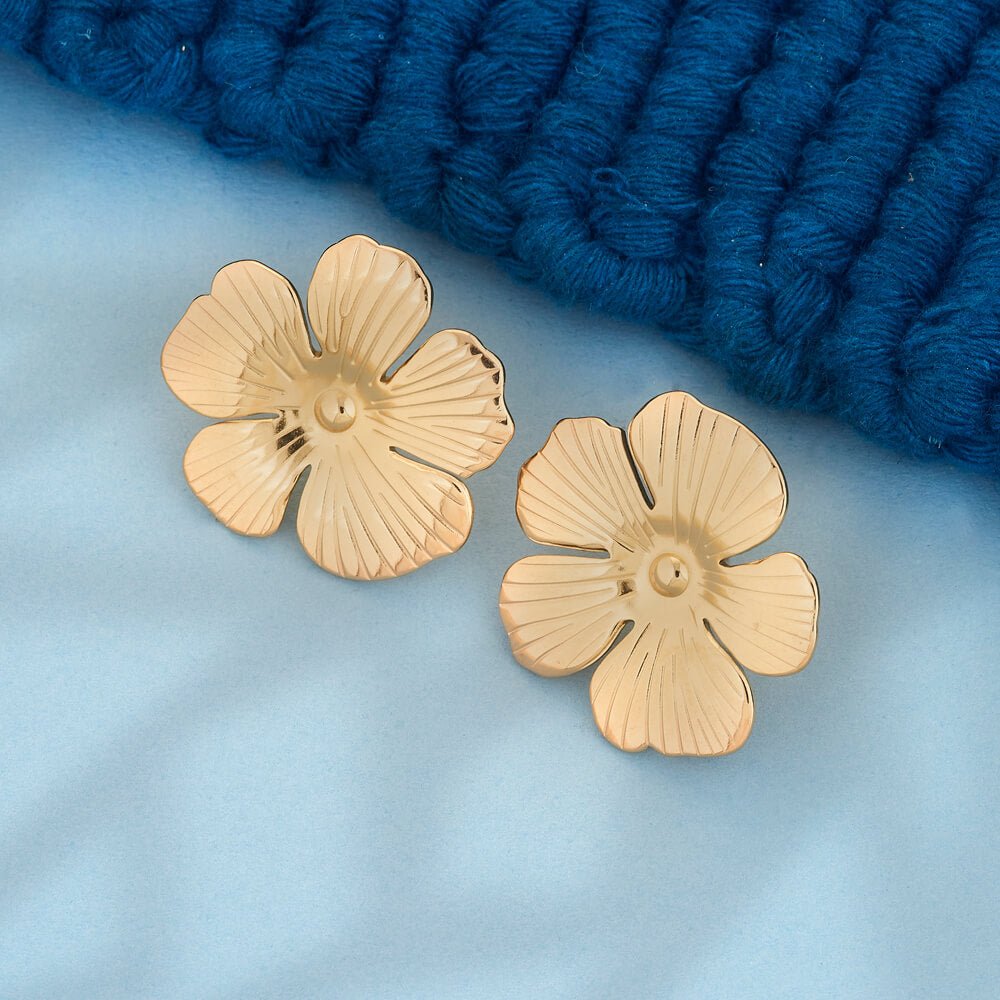 18k Gold PlatedBotanical Flower Earrings - Beruzu