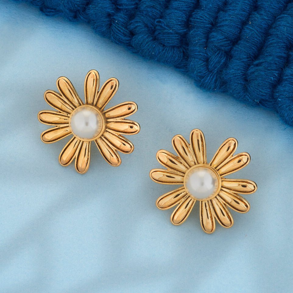 18k Gold PlatedFloral Stud Earrings Lustrous Pearl - Beruzu