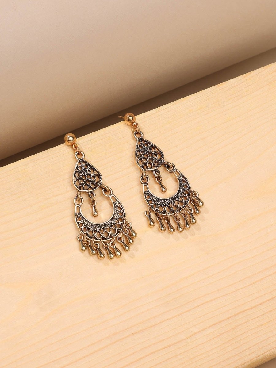 Beruzu - Antique Floral Dew Drop Earrings with Half-Moon Design in Gold and Silver