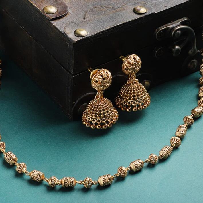 Beruzu - Antique Gold - Plated Mala Necklace with Earrings Set - Beruzu