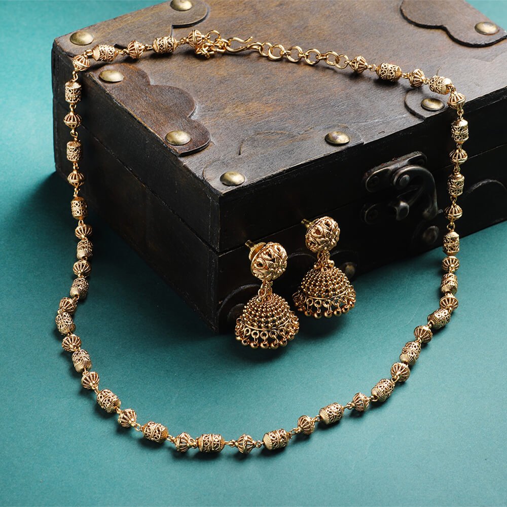 Beruzu - Antique Gold - Plated Mala Necklace with Earrings Set - Beruzu