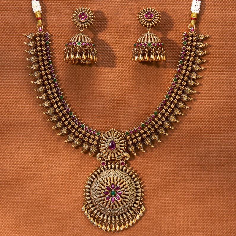 Beruzu - Antique South Indian Necklace in Matte Gold Plating - Beruzu