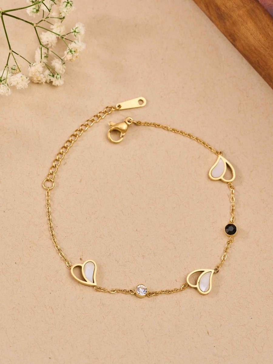 Beruzu BW Heart Charm Bracelet