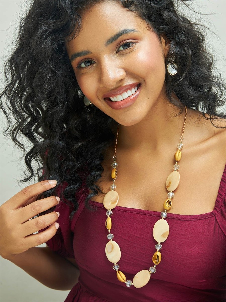 Beruzu - Elegant Harmony Gold Chain Necklace with Crystal, Cowry Shell, and Stone Accents - Beruzu Fashion