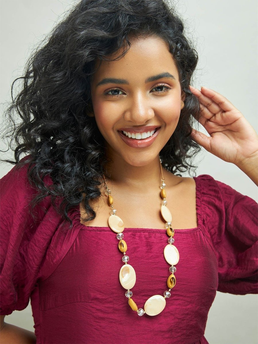 Beruzu - Elegant Harmony Gold Chain Necklace with Crystal, Cowry Shell, and Stone Accents - Beruzu Fashion