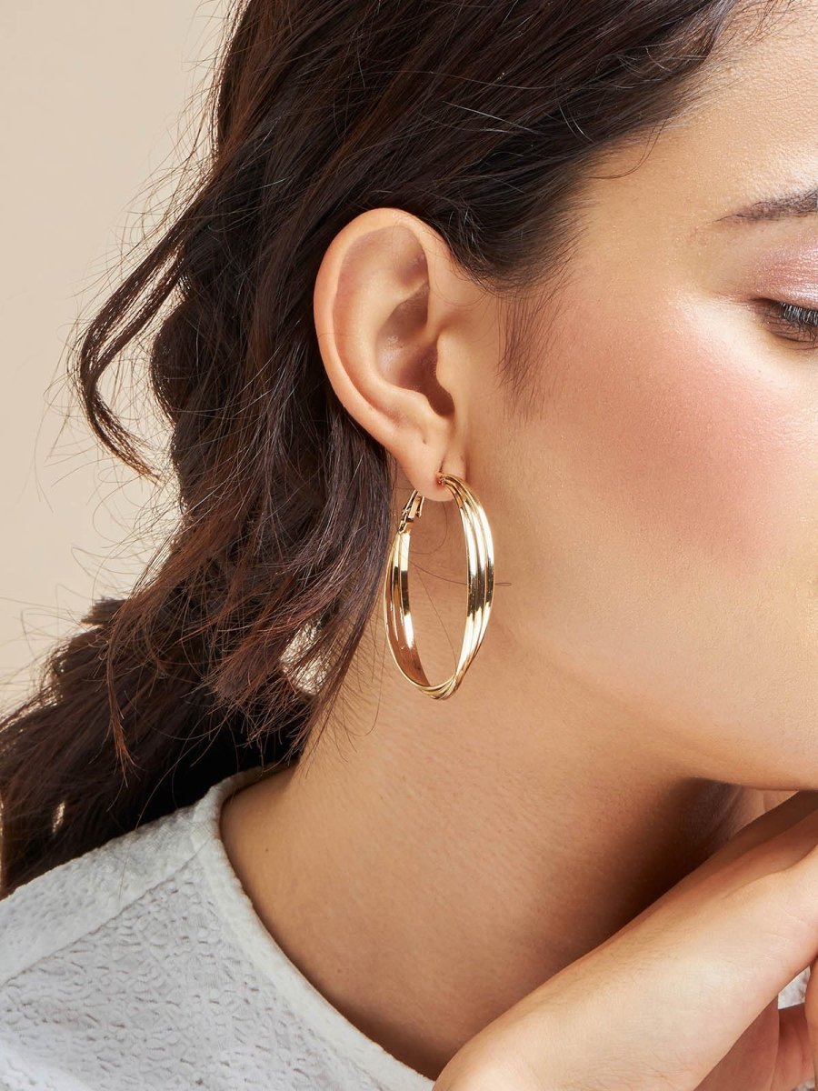 Beruzu - Elegant Triple Twist Gold Hoop Earrings