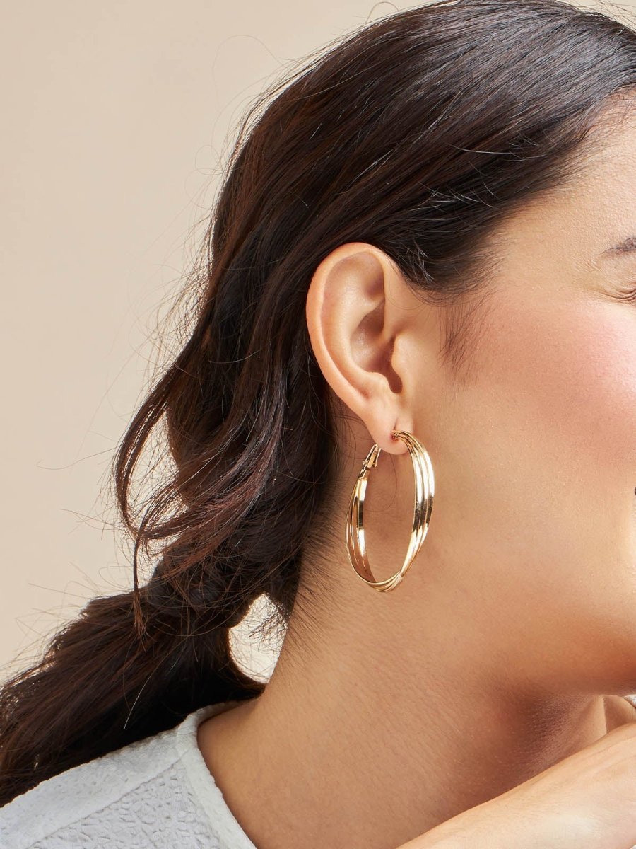 Beruzu - Elegant Triple Twist Gold Hoop Earrings