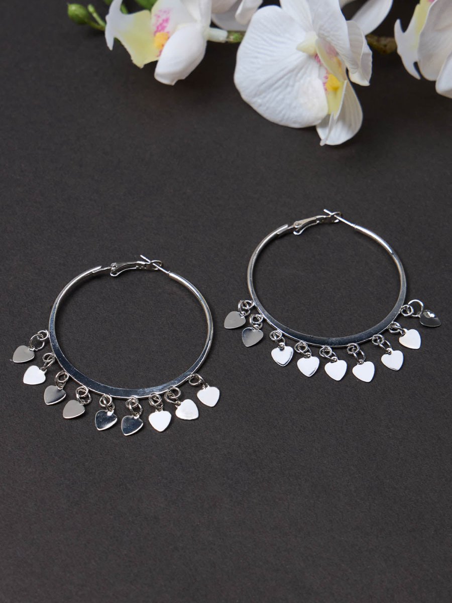 Beruzu - Flared Heart Charm Hoop Earrings