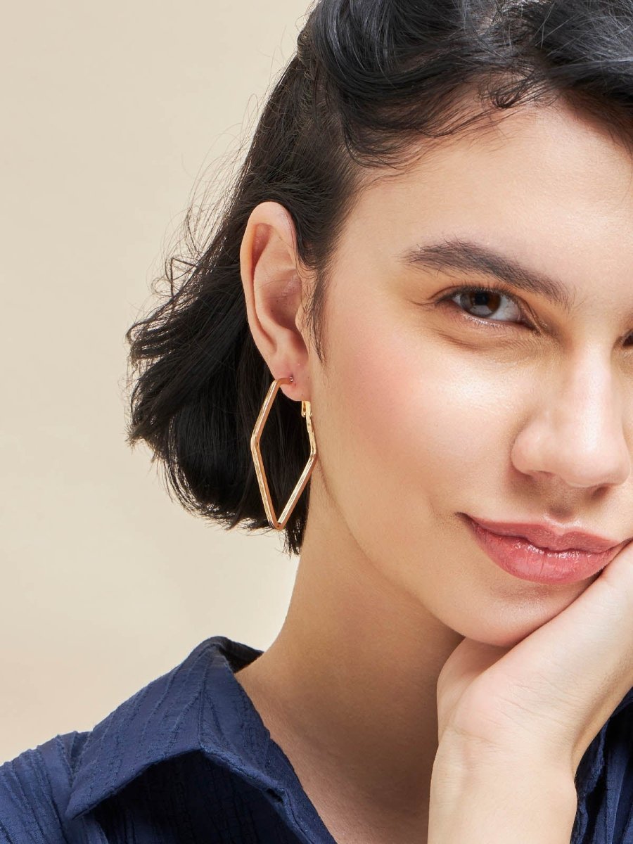 Beruzu - Geometric Glamour: Gold Pentagon Hoop Earrings