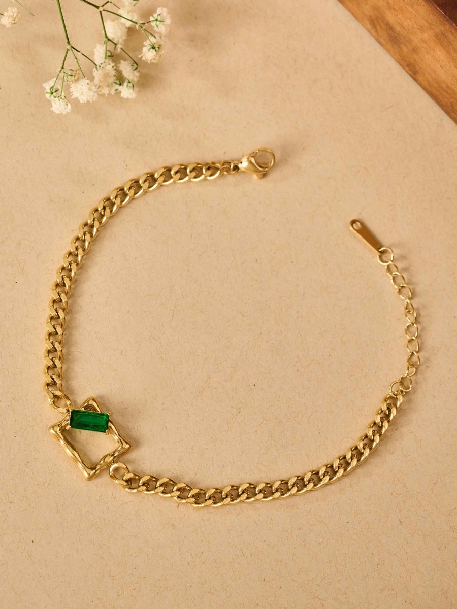 Beruzu Gold Chain Bracelet with Emerald Green Charm