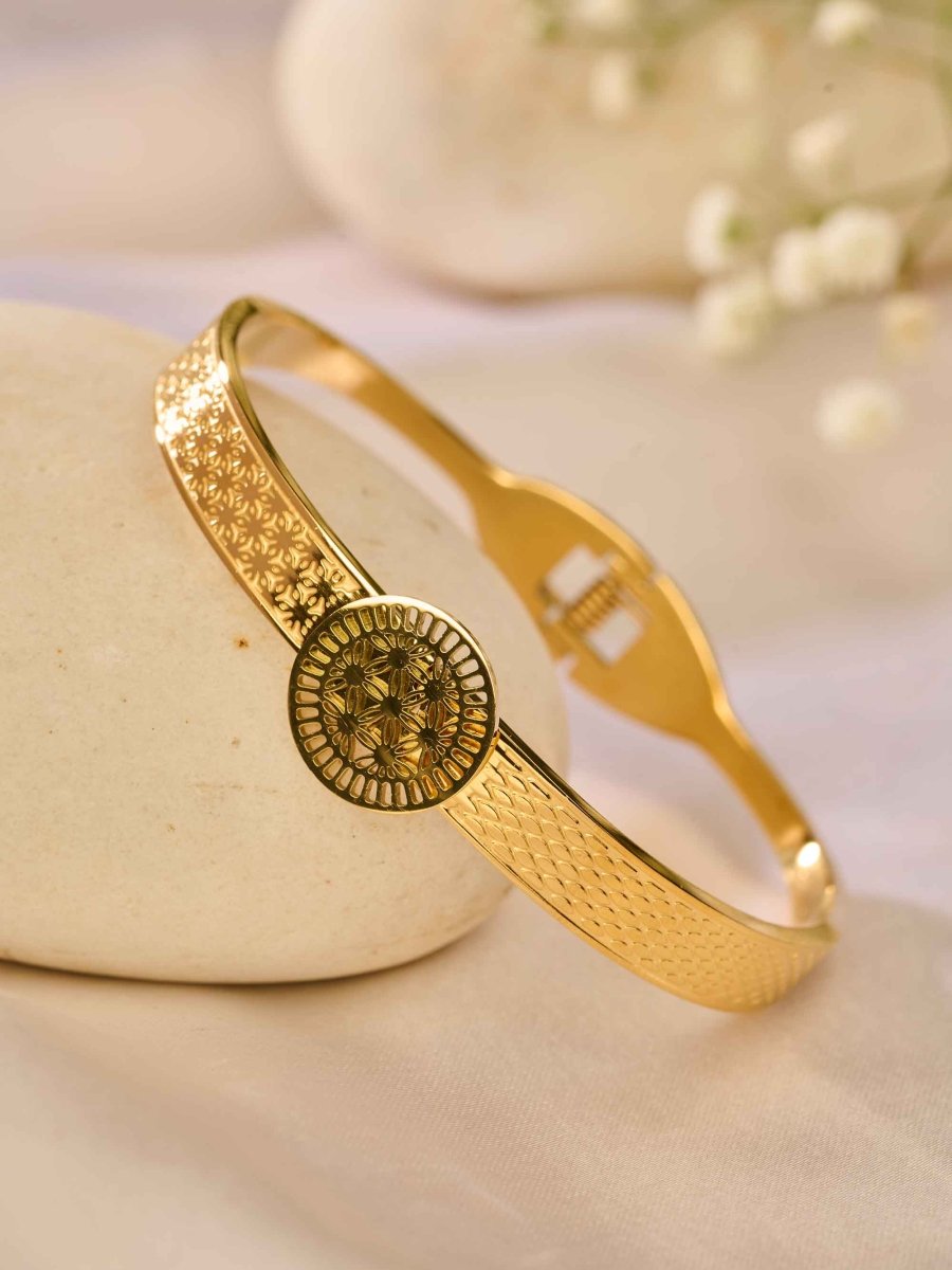 Beruzu Intricate Gold Kada Filigree Bracelet