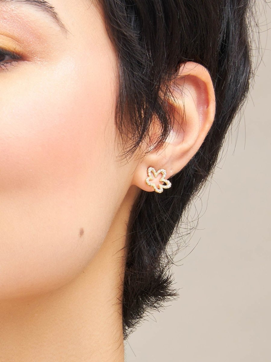 Beruzu - Korean Style Gold Plated Floral Stud Earrings with Sparkling White Stone Outlines - Beruzu Fashion