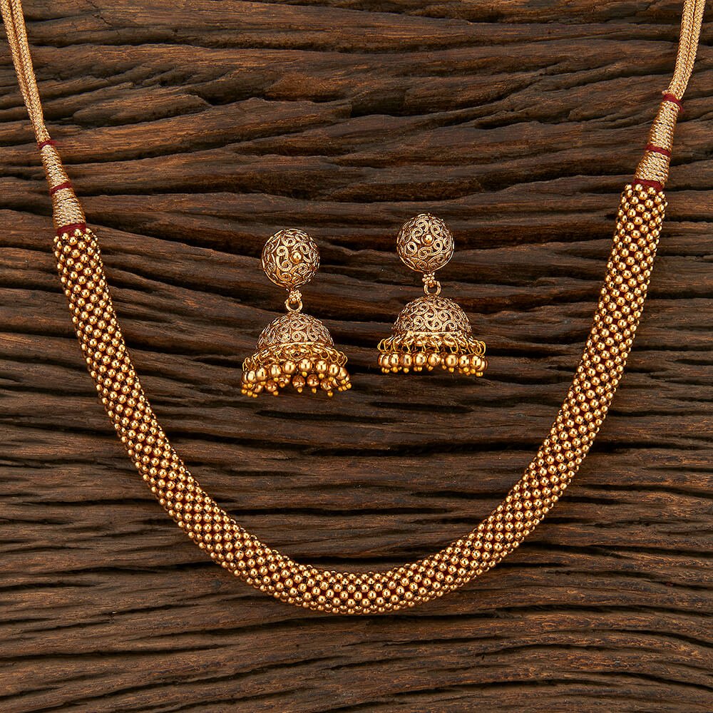 Beruzu - Majestic Gold Beaded Necklace Set with Intricately Designed Jhumka Earrings - Beruzu