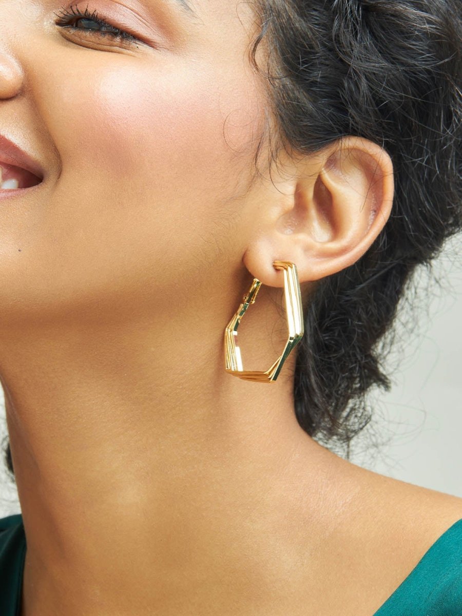 Beruzu - Modern Twisted Hexagon Earrings in Gold Finish