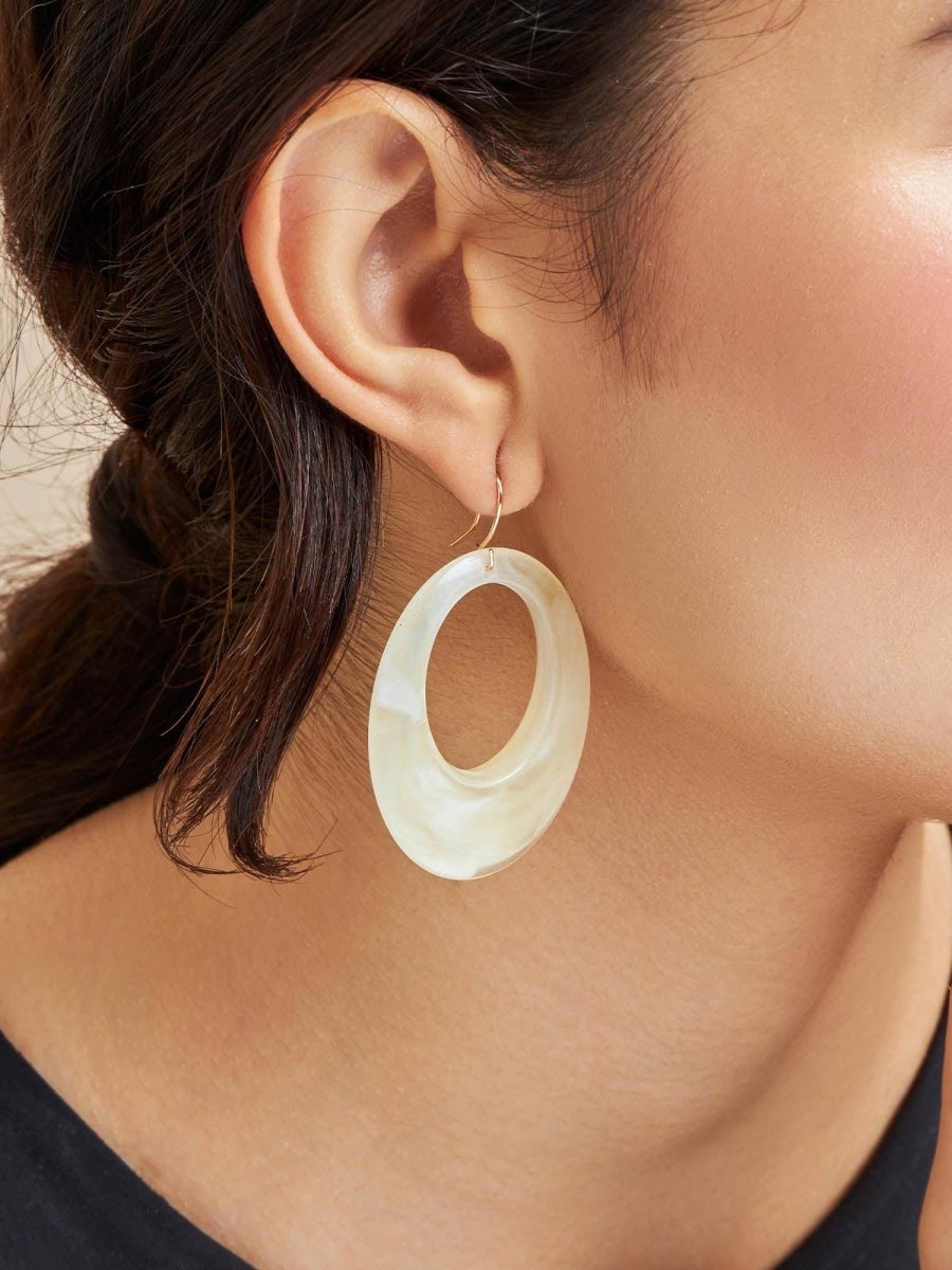 Beruzu - Quartz Oval Drop Earrings with Marble Finish and Hollow Design - Beruzu Fashion