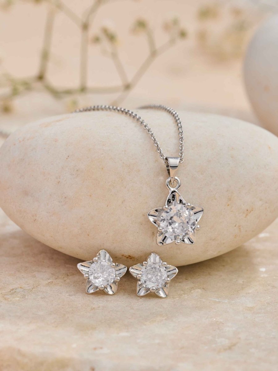 Beruzu Radiant Starburst Silver Pendant Chain Earring Set - Beruzu