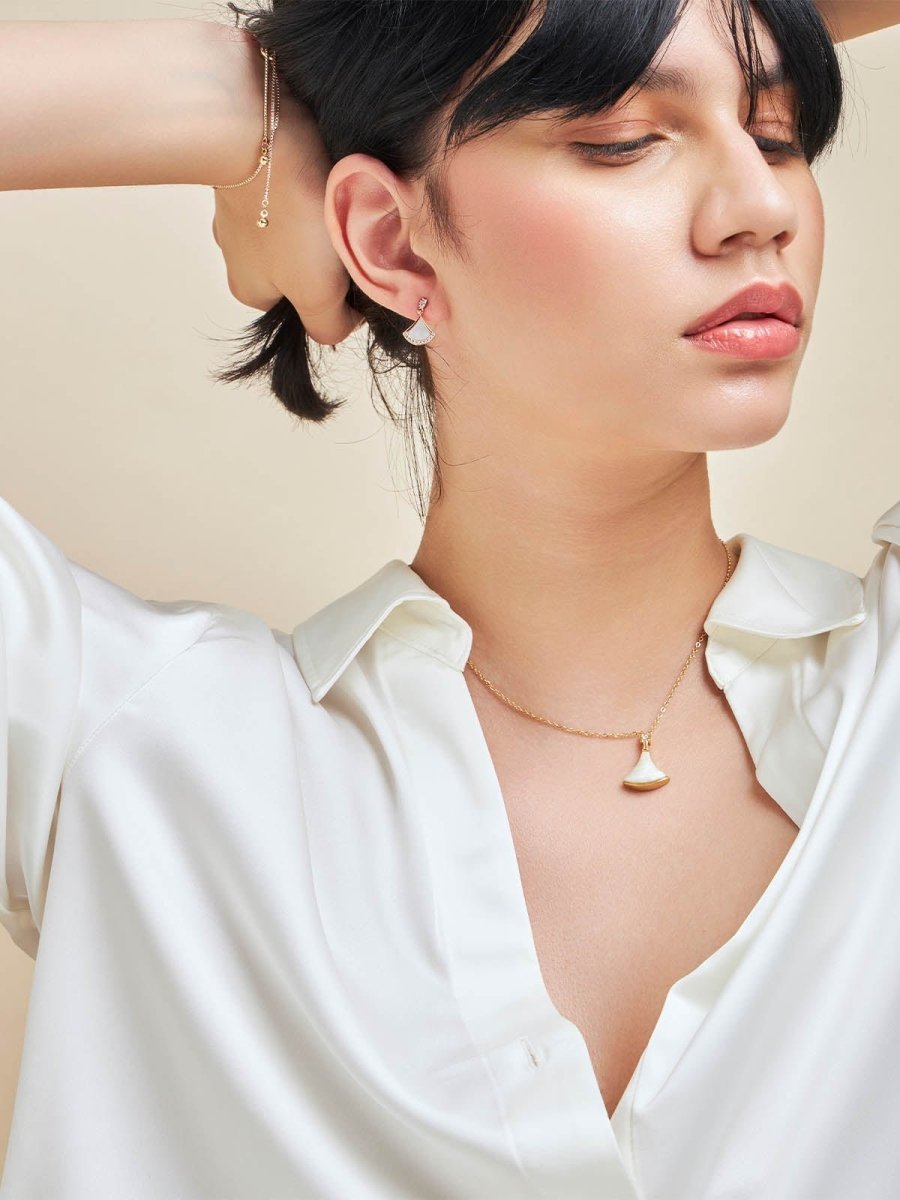 Beruzu - Rose Gold Seashell Inspired Pendant Necklace with White Marble Accent - Beruzu Fashion