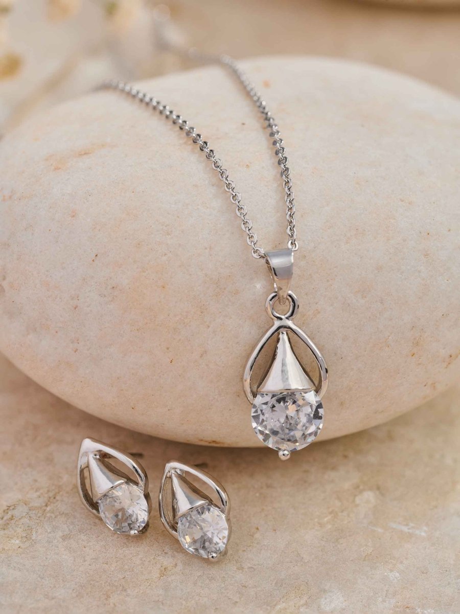 Beruzu Silver Teardrop Pendant Chain Earring Set