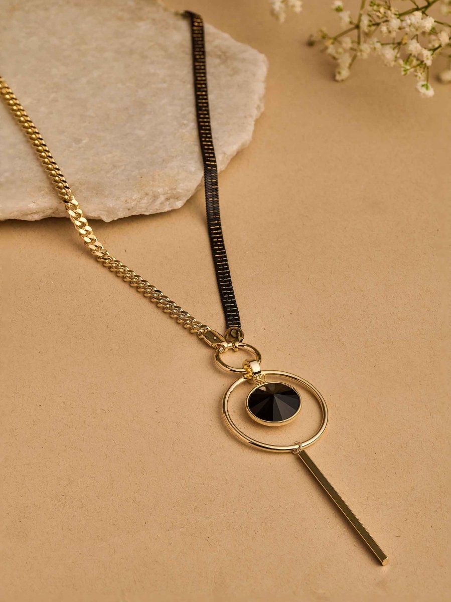 Beruzu Sleek Black and Gold Geometric Pendant Necklace - Beruzu