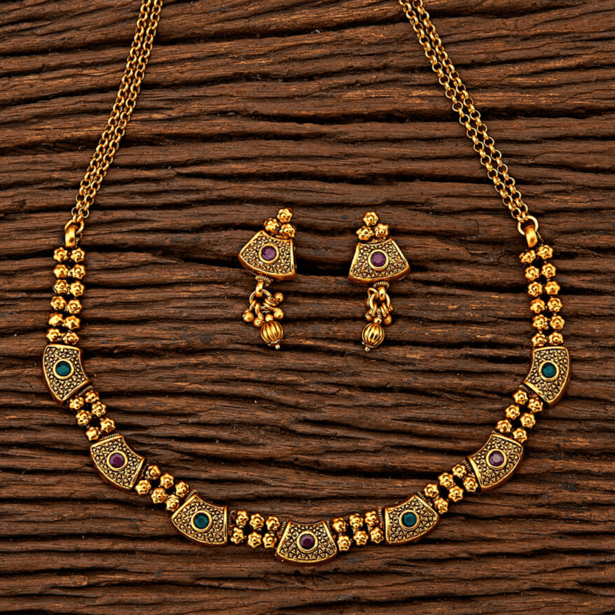 Beruzu - Traditional Geometric Pendants and Enamel Accents Gold - Plated Necklace Set - Beruzu