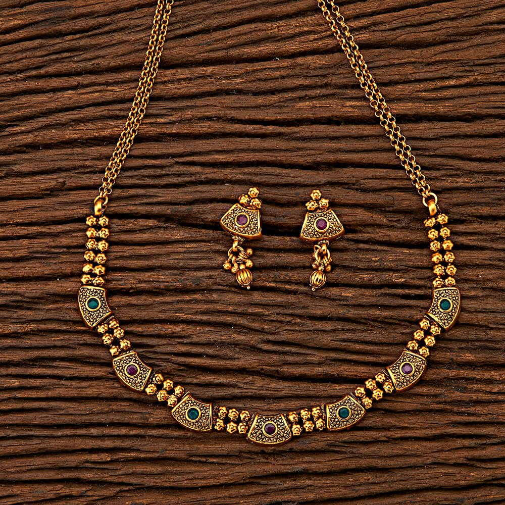 Beruzu - Traditional Geometric Pendants and Enamel Accents Gold - Plated Necklace Set - Beruzu