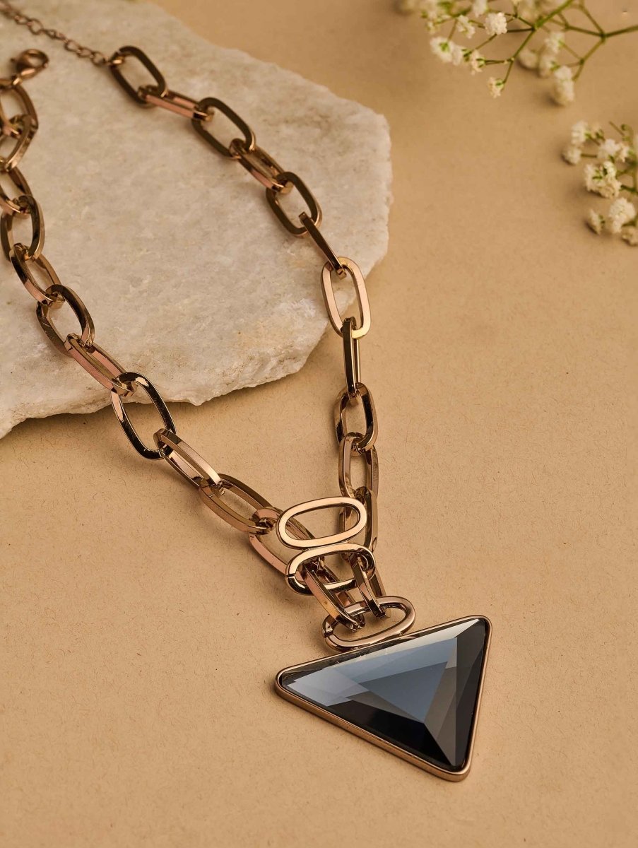 Beruzu Triangular Black Crystal Pendant Necklace - Beruzu