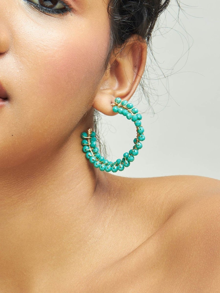 Beruzu - Vivid Spectrum Hoop Earrings in Lush Green and Radiant Red - Beruzu Fashion